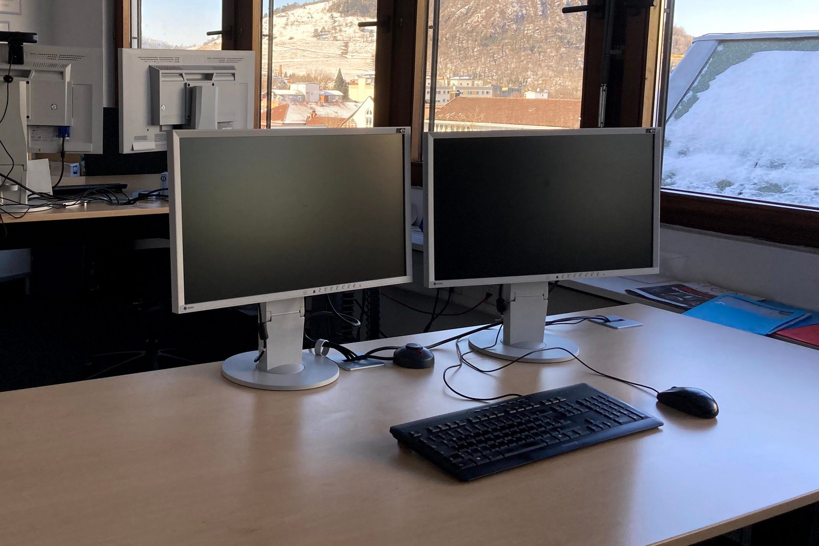 Typical workstation at Vinergy with 2 screens